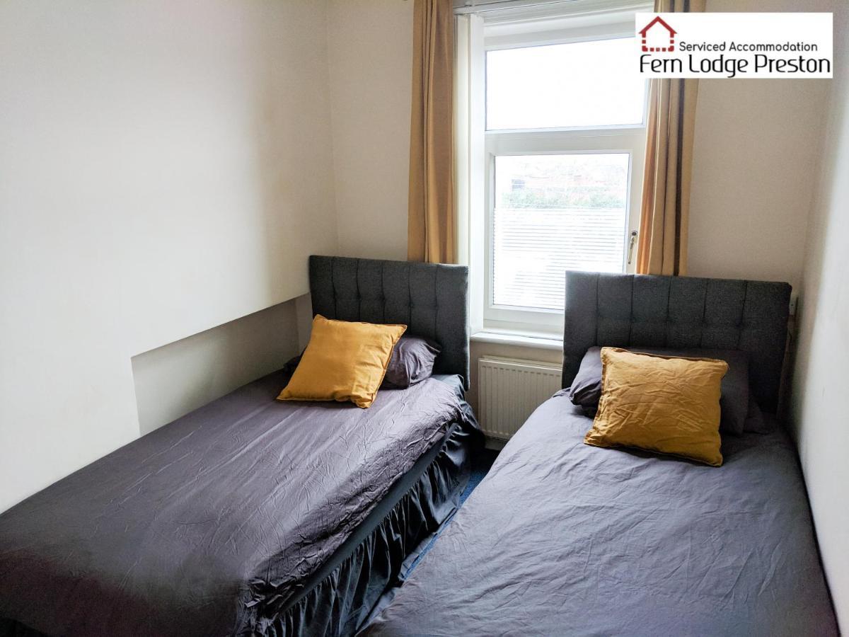 4 Bedroom House At Fern Lodge Preston Serviced Accommodation - Free Wifi & Parking Eksteriør billede