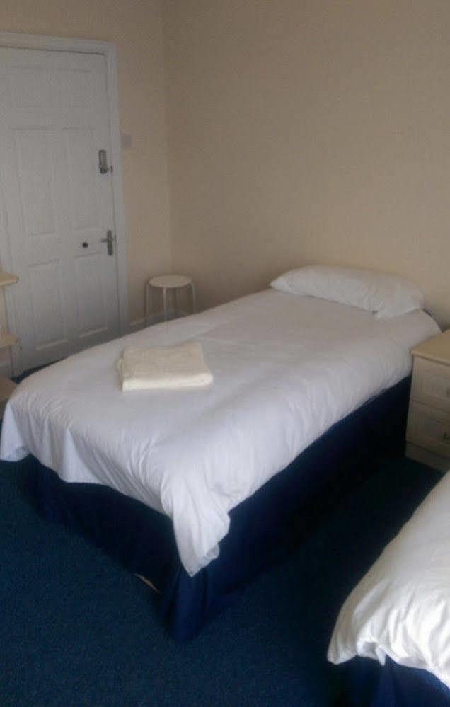 4 Bedroom House At Fern Lodge Preston Serviced Accommodation - Free Wifi & Parking Eksteriør billede